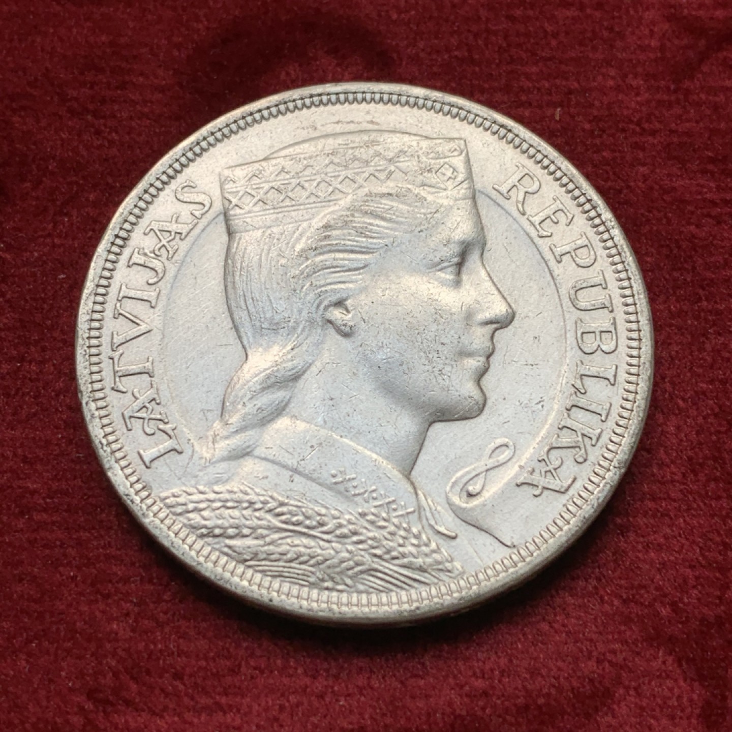 《竞宝斋》第116场-周日，周一 ，2场连拍（全场包邮） 拉脱维亚 1929年 5拉特大银币 au品相 首年好品少见