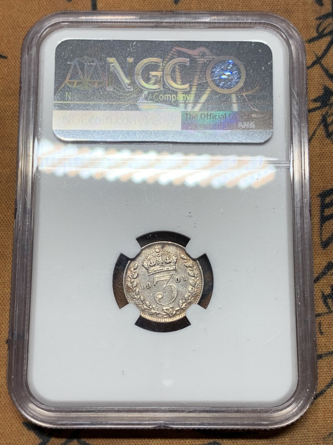 《竞宝斋》第116场-周日，周一 ，2场连拍（全场包邮） NGC AU 英国 1901年 维多利亚 高冠版 3便士 银币