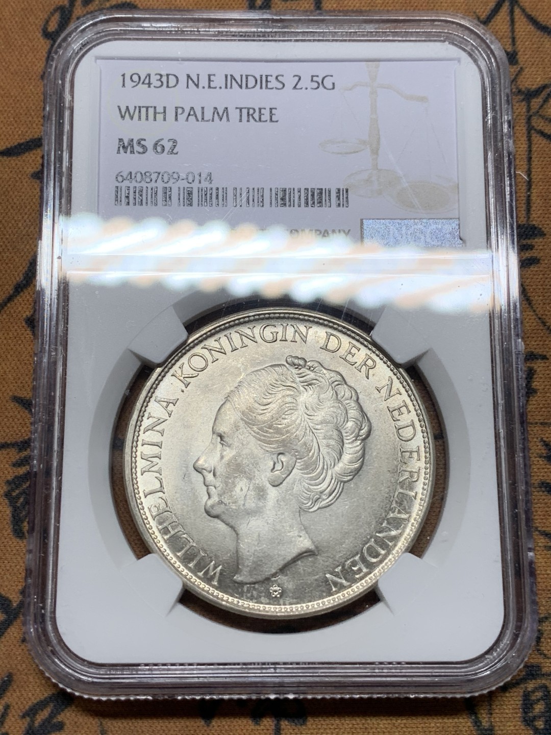 《竞宝斋》第116场-周日，周一 ，2场连拍（全场包邮） NGC-MS62 荷属东印度 1943年 女王头像 2.5盾大银币 原光好品 殖民地系列 