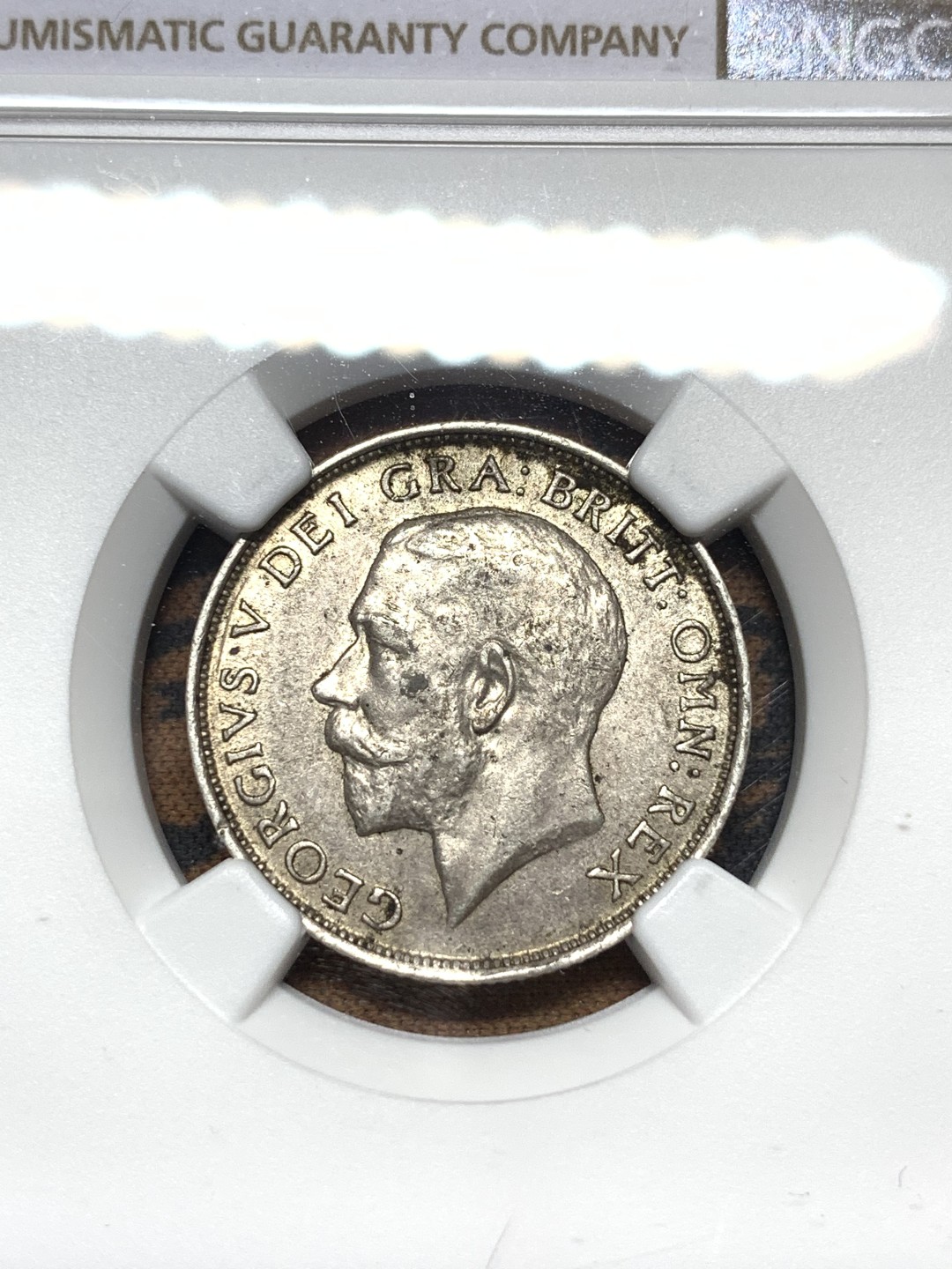 《竞宝斋》第116场-周日，周一 ，2场连拍（全场包邮） NGC AU58 英国 1911年乔治 五世 1先令铜币 原味包浆带底光 925高银版本