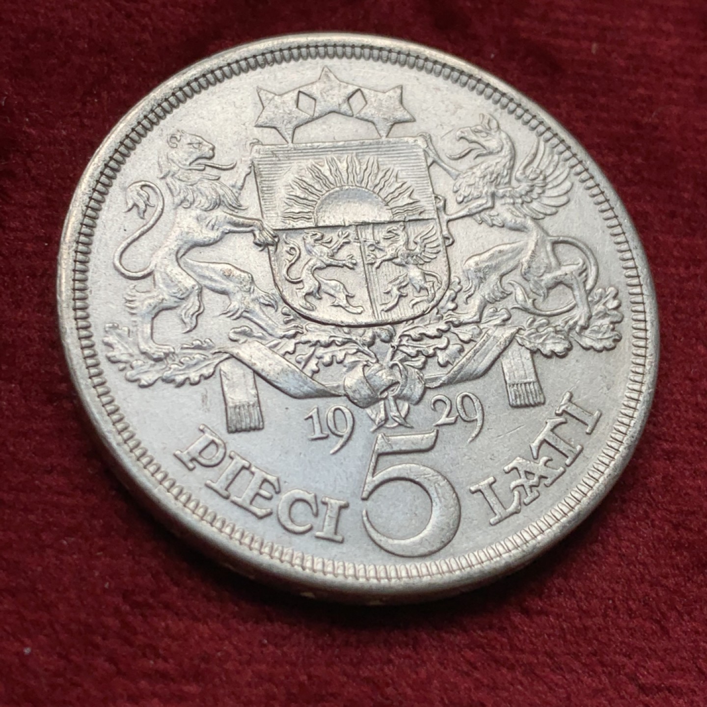 《竞宝斋》第116场-周日，周一 ，2场连拍（全场包邮） 拉脱维亚 1929年 5拉特大银币 au品相 首年好品少见