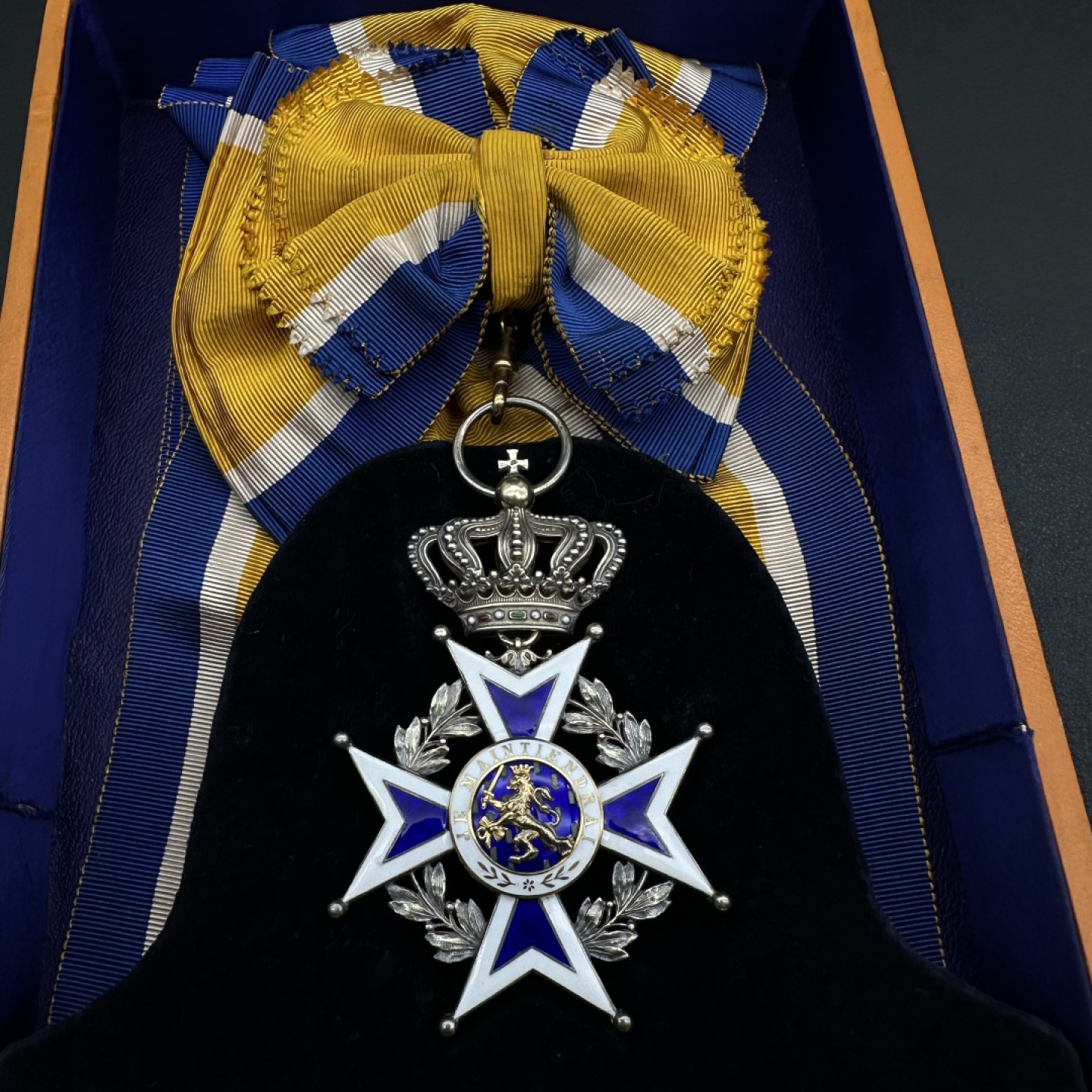 勋章交易所11月19日拍卖 荷兰大十字级拿骚勋章
