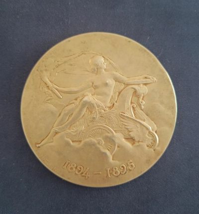 欧洲章牌第一期 - 1908年法国汽车俱乐部奖励镀金银章