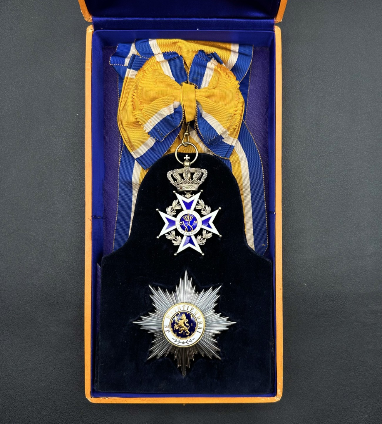 勋章交易所11月19日拍卖 荷兰大十字级拿骚勋章