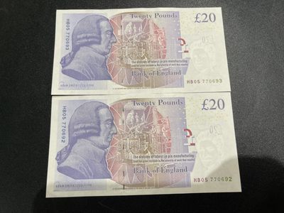 《外钞收藏家》第二百一十七期（三连拍第一场） - 英国F序列20镑 两连号 全新UNC 尾92、93