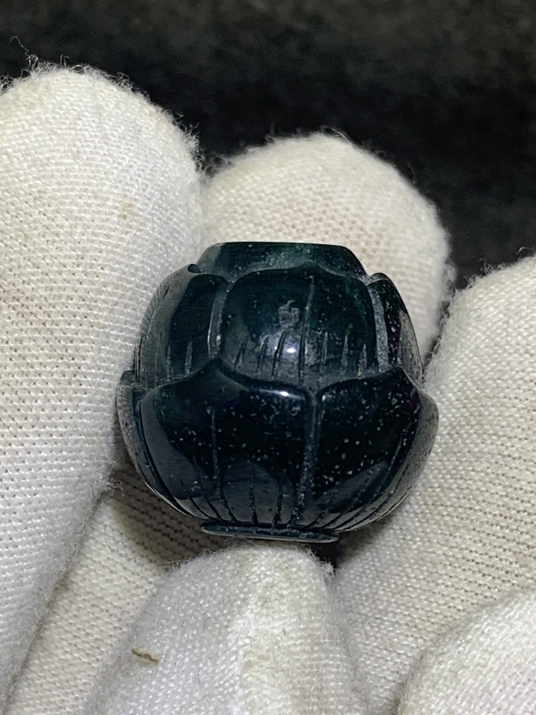 阿拉善玛瑙彩玉2.0莲花珠子一颗，