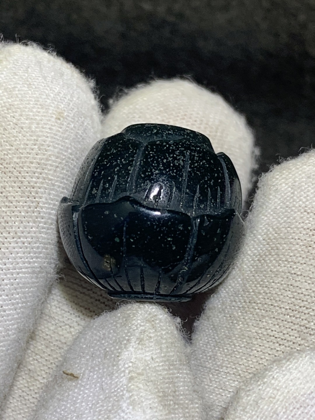 阿拉善玛瑙彩玉2.0莲花珠子一颗，
