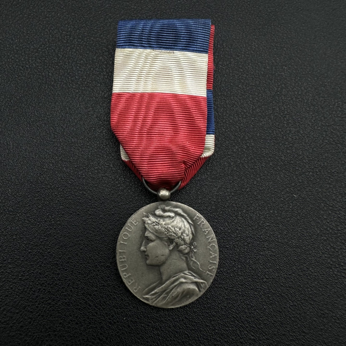 勋章交易所11月19日拍卖 法国二级劳动荣誉奖章