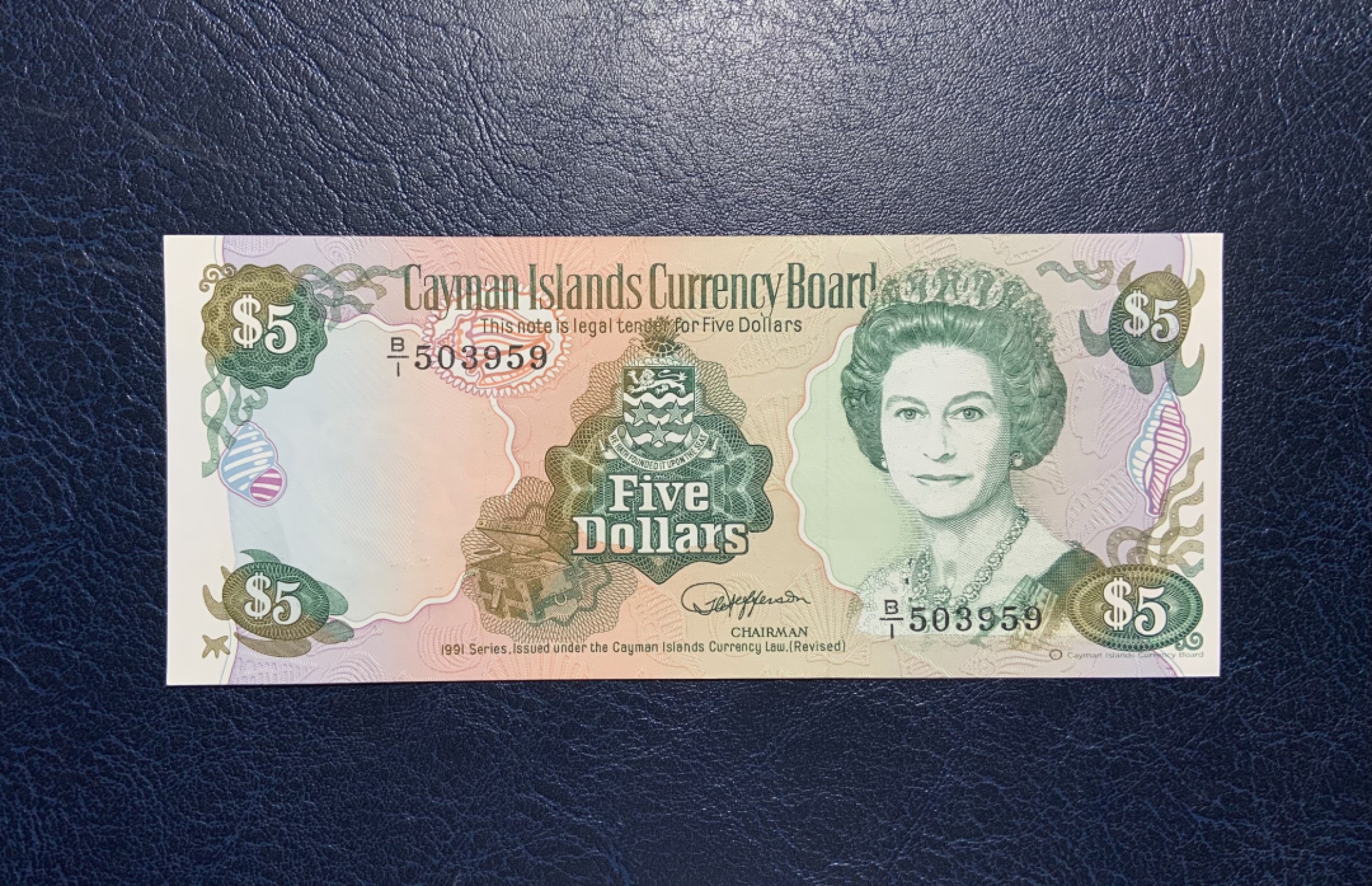 收藏联盟Quantum Auction 第209期拍卖 开曼群岛1991年5元 品相UNC- 早期年份稀少