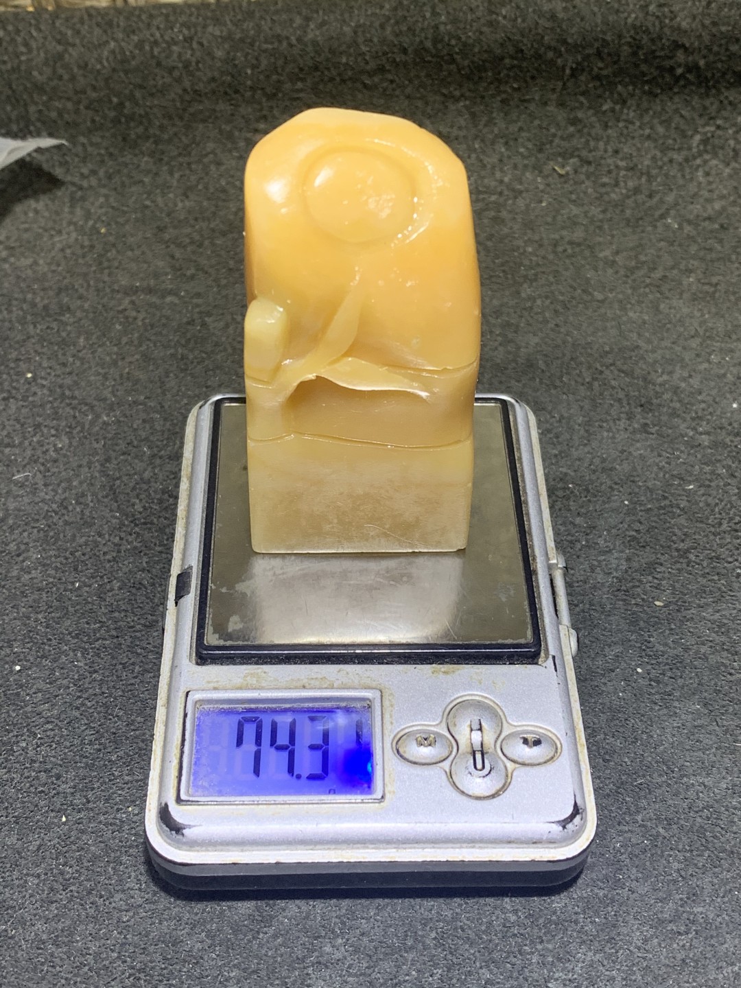 福广黄冻石雕刻节节高升章料一方，