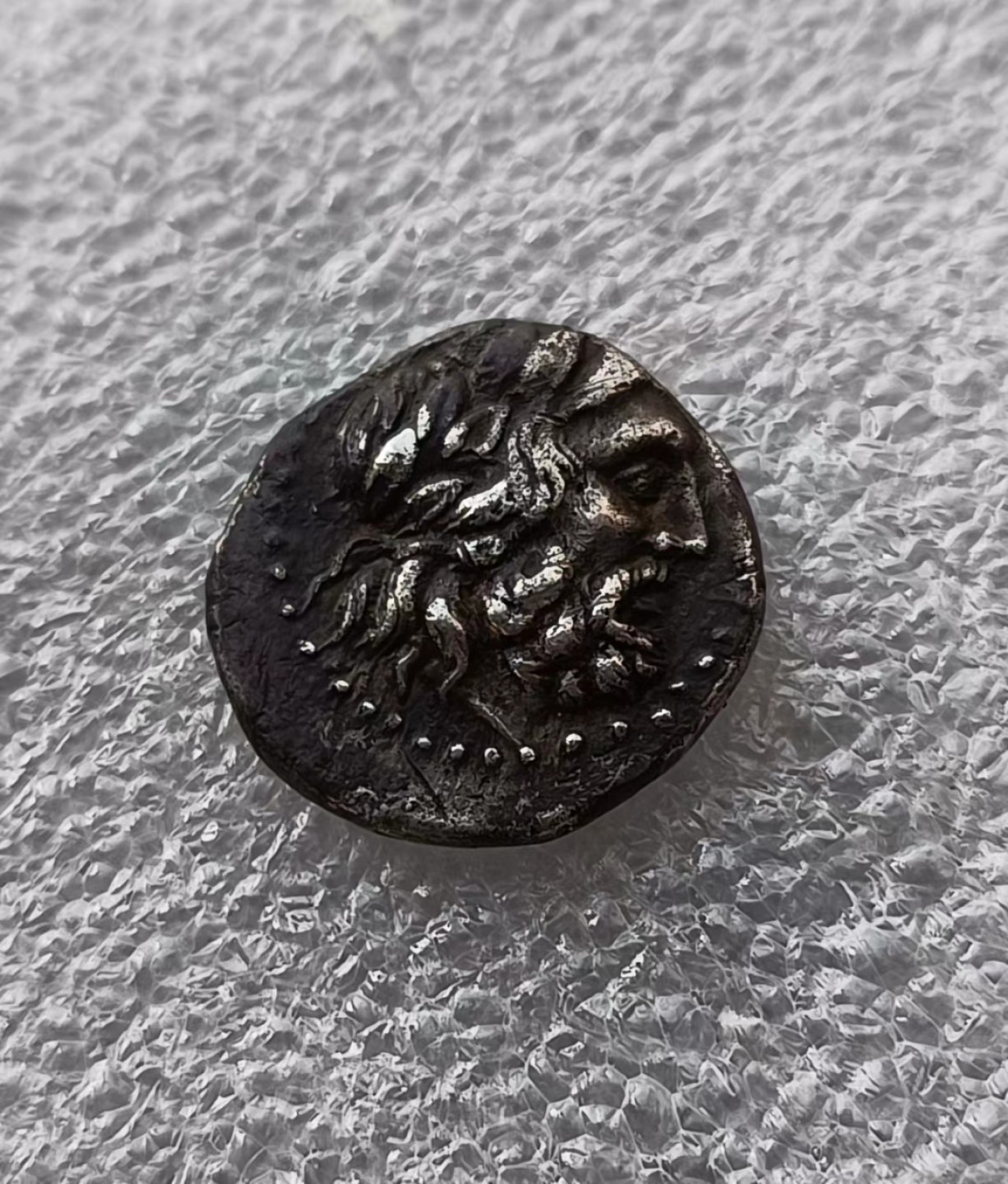 瓶子🏺第66期拍卖会 古希腊-维奥蒂亚同盟 公元前197-146年 宙斯和胜利女神 1德拉克马18毫米5.03克