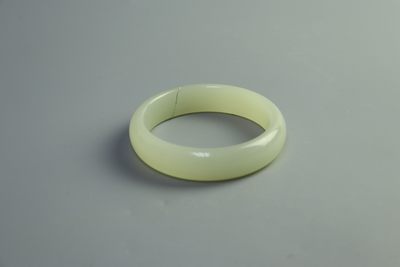 玉髓玛瑙手镯专场 - 手镯内径：6cm 重：59g