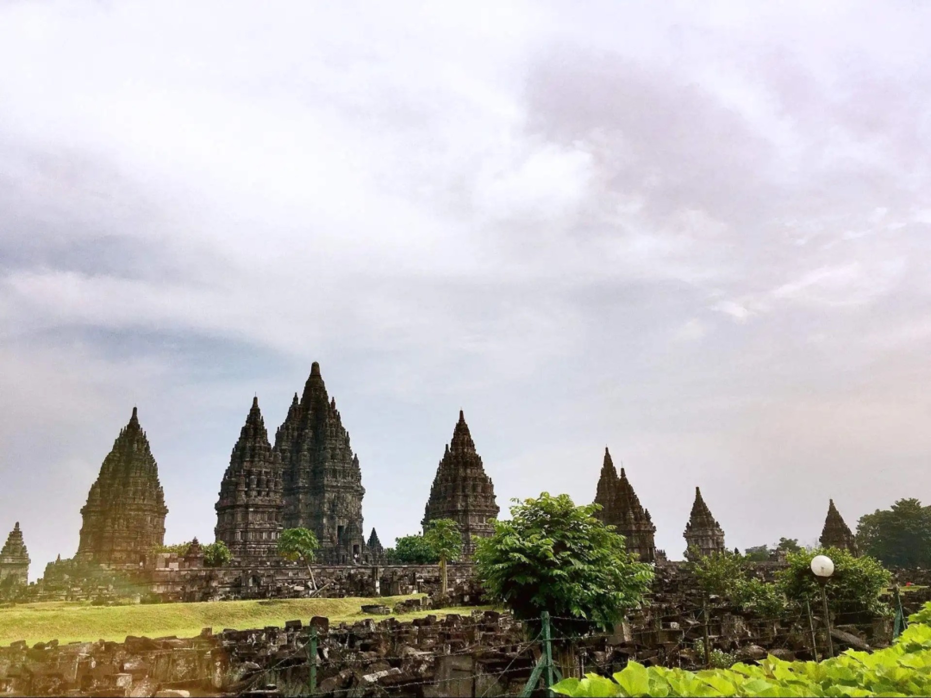 收藏联盟Quantum Auction 第209期拍卖 印度尼西亚1957年5卢比 PMG67 世文遗 普兰巴南神庙群