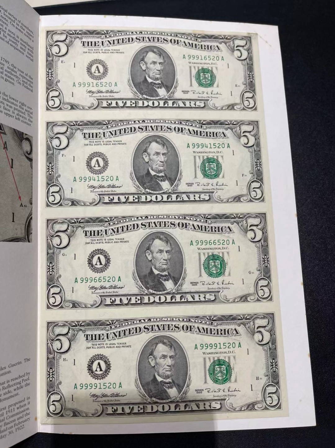《外钞收藏家》第二百一十八期（波罗的海三国） 美国1995年5美元4连体，带原装册 有少量黄斑 册子也有些霉癍