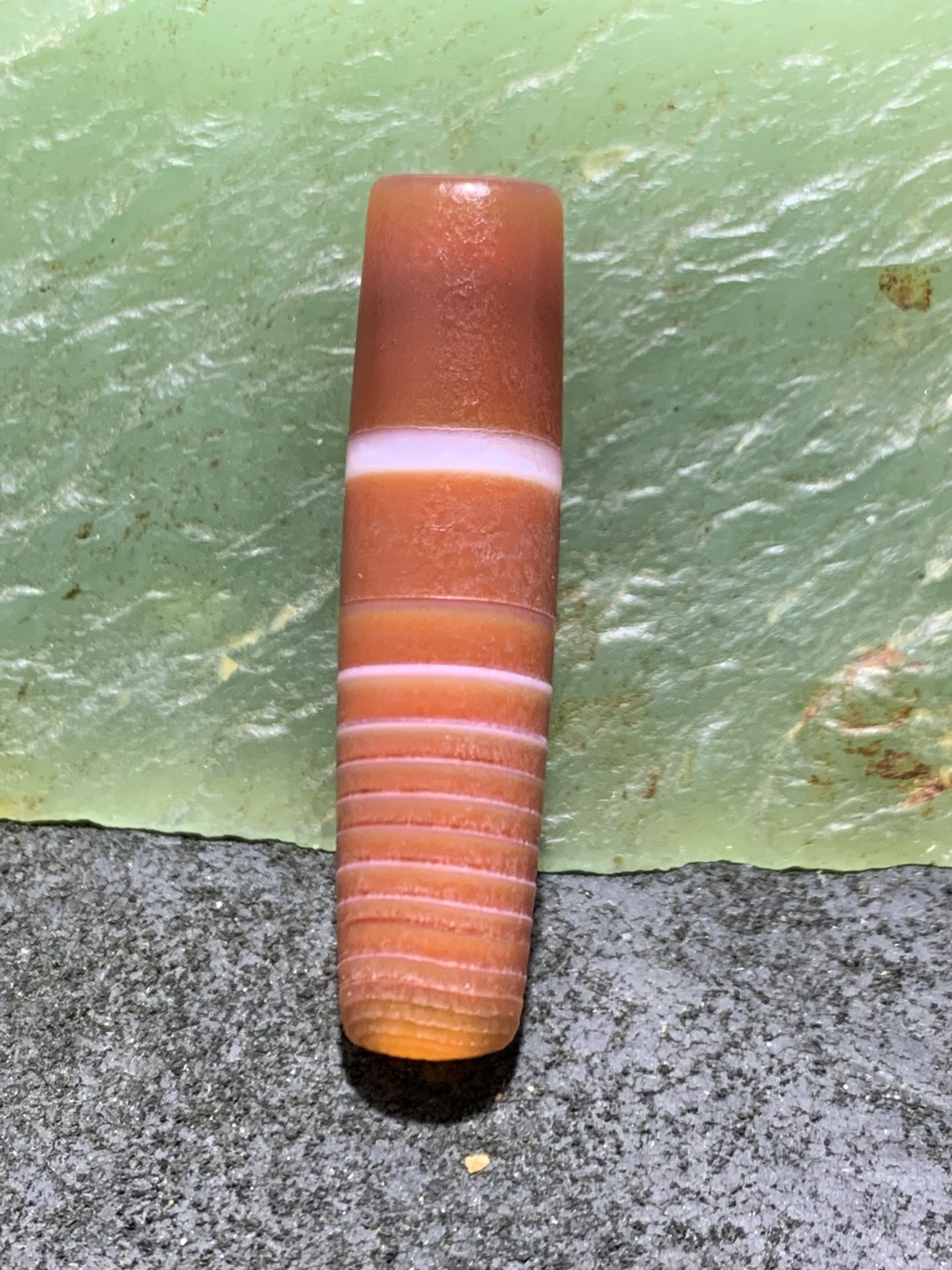 高玉化千层风化纹缠丝玛瑙通货直桶，桶珠一颗，