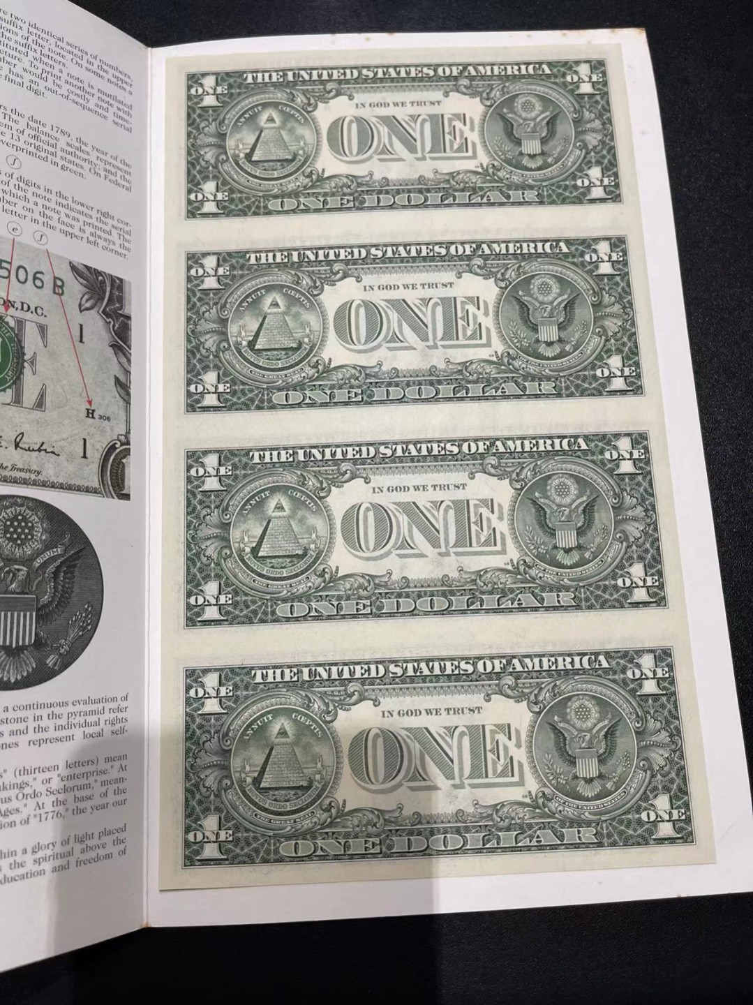 《外钞收藏家》第二百一十八期（波罗的海三国） 美国1999年1美元4连体，带原装册 有些潮癍 册子也有些霉癍