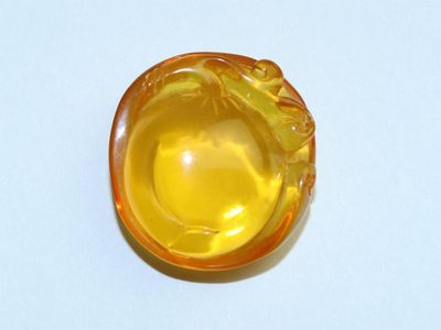 琥珀蜜蜡玛瑙专场 - 琥珀雕寿桃吊坠H：4.3CM  重：17g