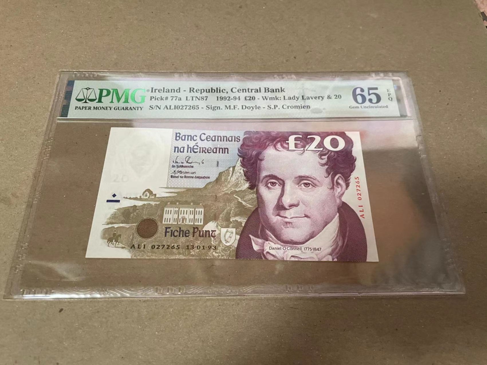 【Blue Auction】✨世界纸币精拍第252期——补号伦勃朗 爱尔兰 1992-94年20镑 PMG65EPQ 