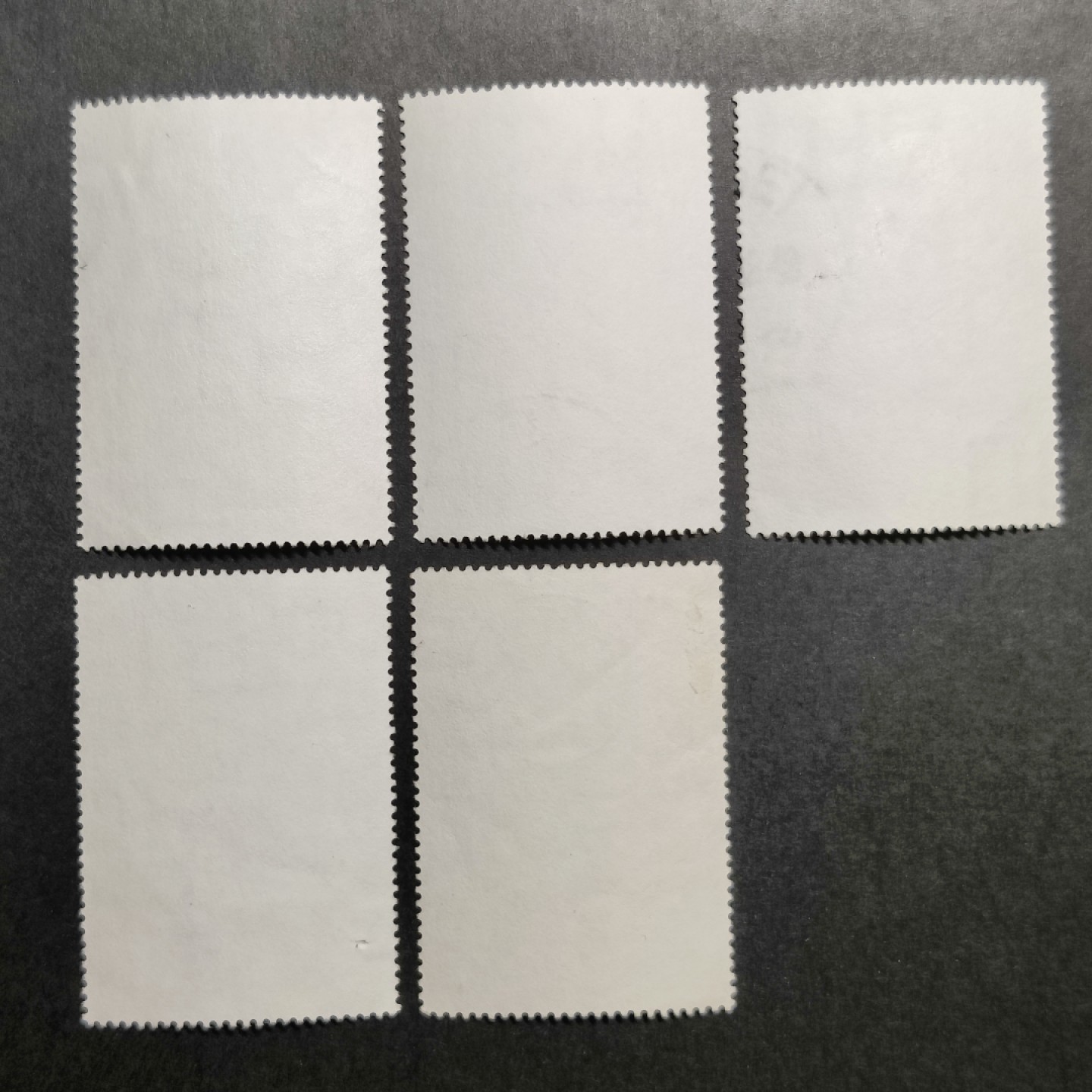 洪涛臻品批发群  精选邮票限时拍卖第八十八期 故宫馆藏书法名作：王羲之 怀素 诸遂良 文征明 等 信销上品