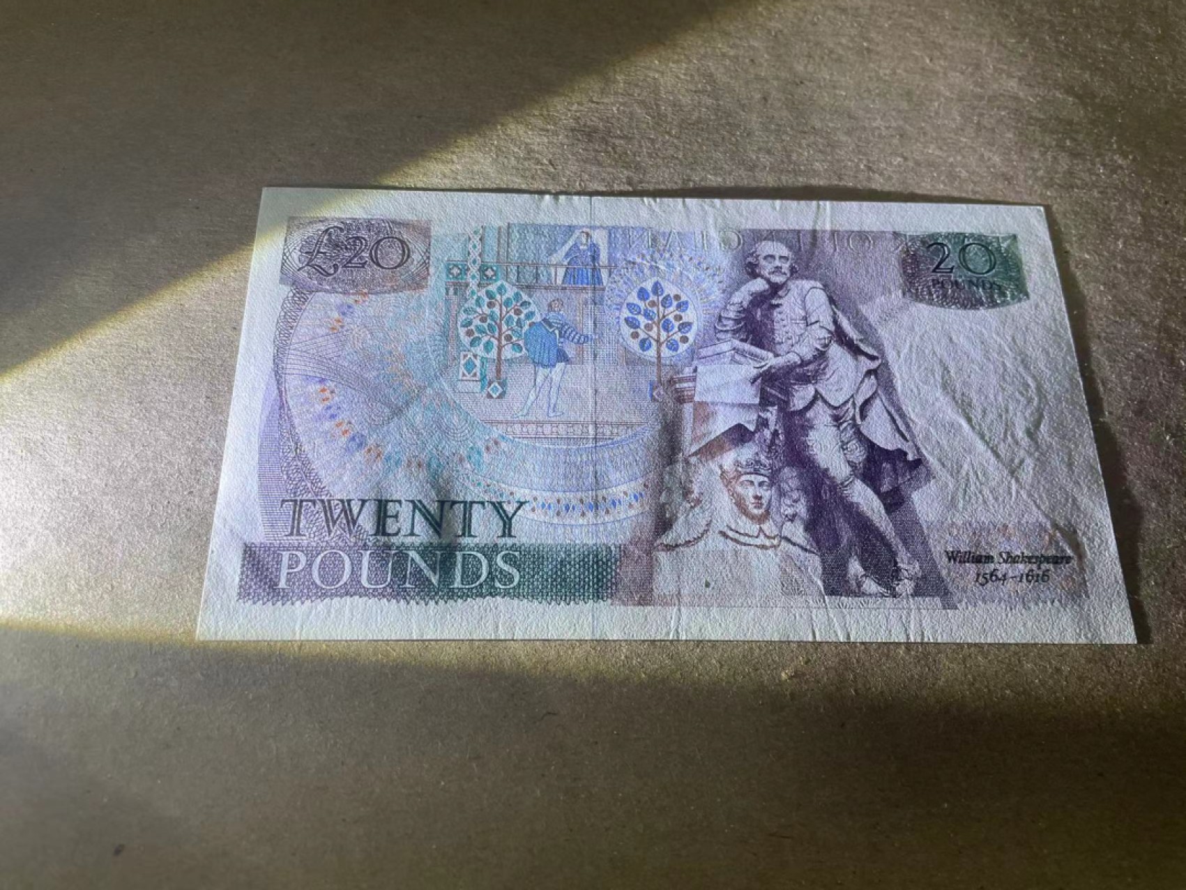 【Blue Auction】✨世界纸币精拍第252期——补号伦勃朗 英国 D序列20镑 品相如图