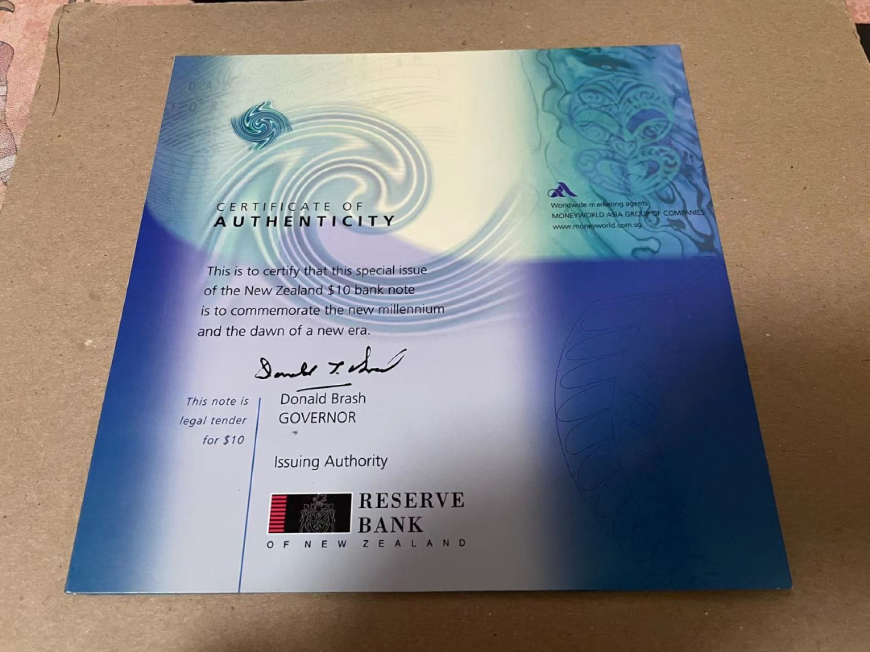 【Blue Auction】✨世界纸币精拍第252期——补号伦勃朗 【原装带册】新西兰 10元 塑料纪念钞 全新UNC 