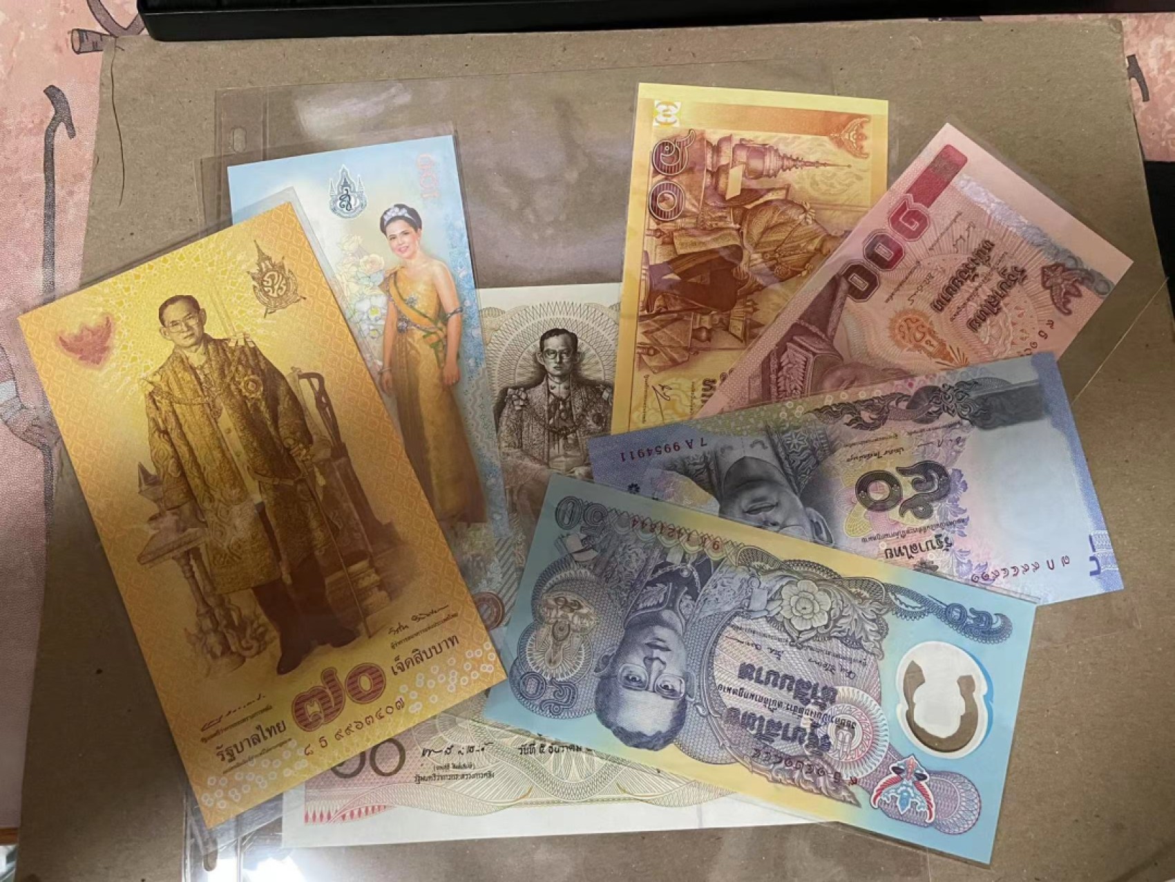 【Blue Auction】✨世界纸币精拍第252期——补号伦勃朗 【一组7张】泰国不同版本纪念钞一组 全新UNC