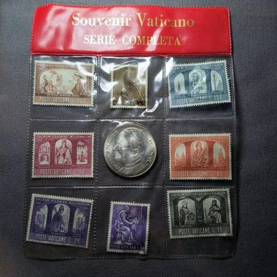第三十二期 十一月第6拍 - 11.6.2梵蒂冈，邮票+一枚镀银章