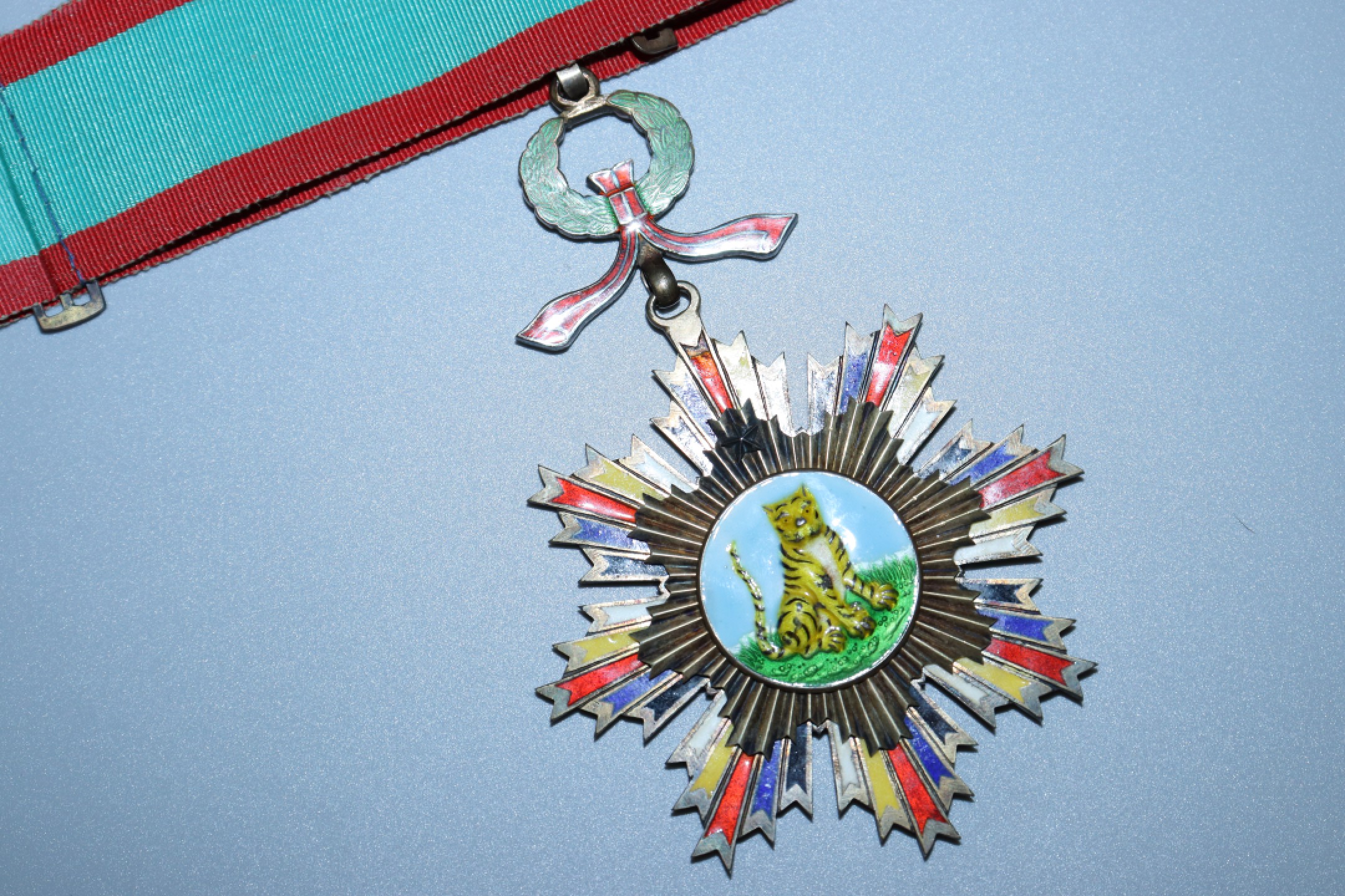 承乾国升网络专场第六期—纪念章 民国.三等文虎勋章