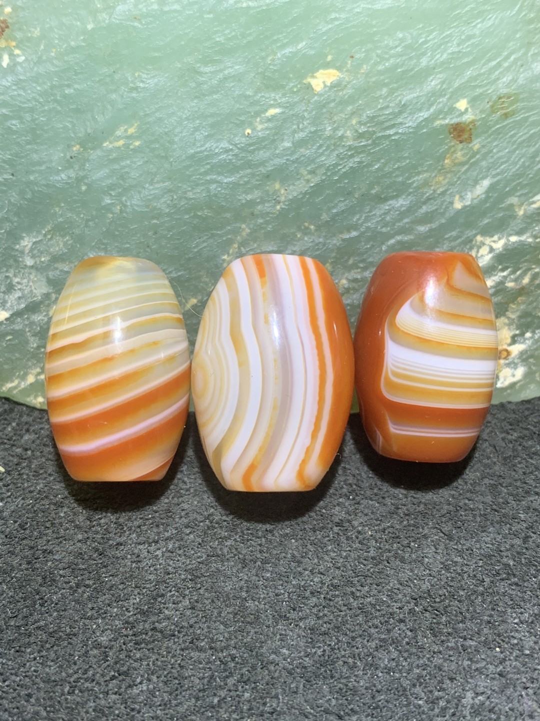 千层纹缠丝玛瑙通货桶珠三颗！