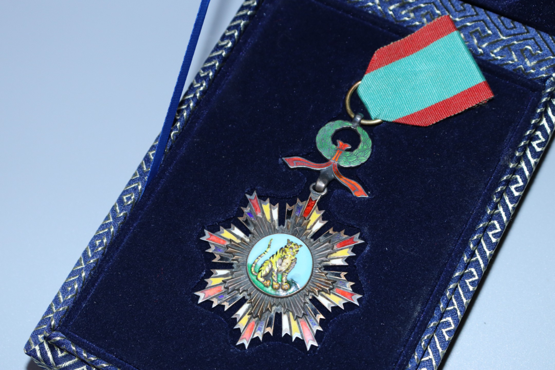 承乾国升网络专场第六期—纪念章 民国.六等文虎勋章