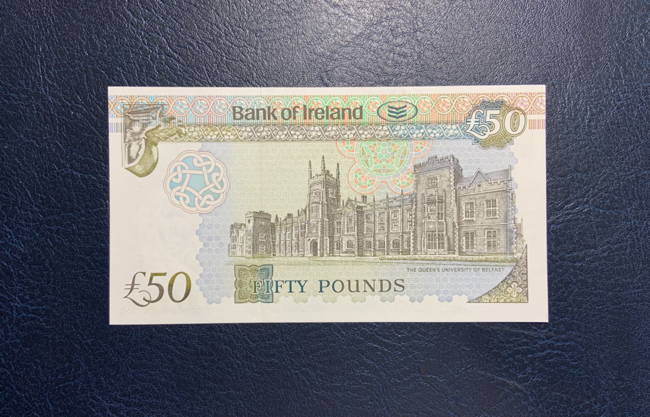 收藏联盟Quantum Auction 第211期拍卖  北爱尔兰银行2004年50镑 品相全新UNC 首发A冠 (正面右下方有一个点钞痕)