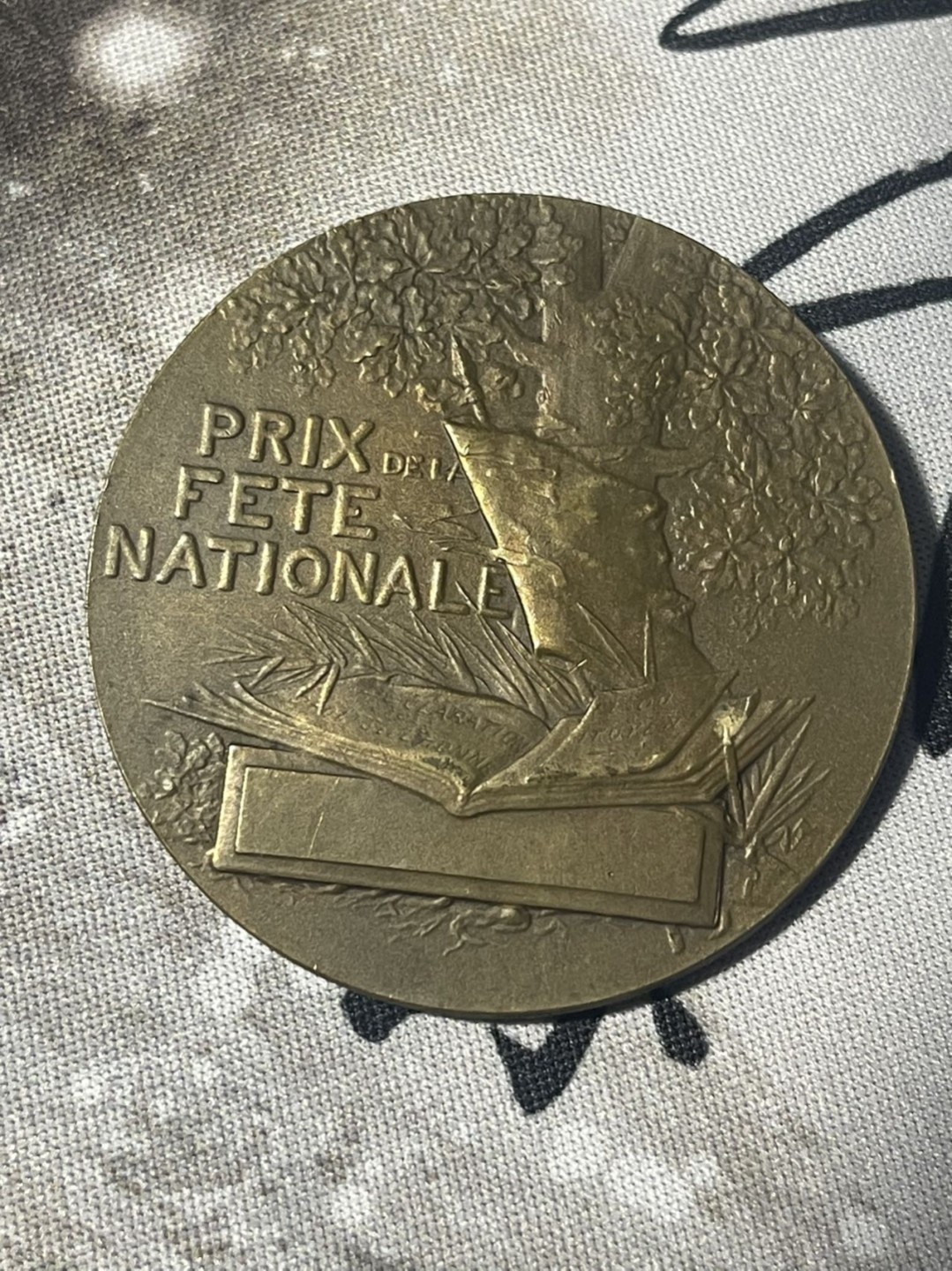 第六场，欧洲艺术章牌代币拍卖（实时专场） 法国玛丽安娜少见造型国庆日青铜艺术奖章