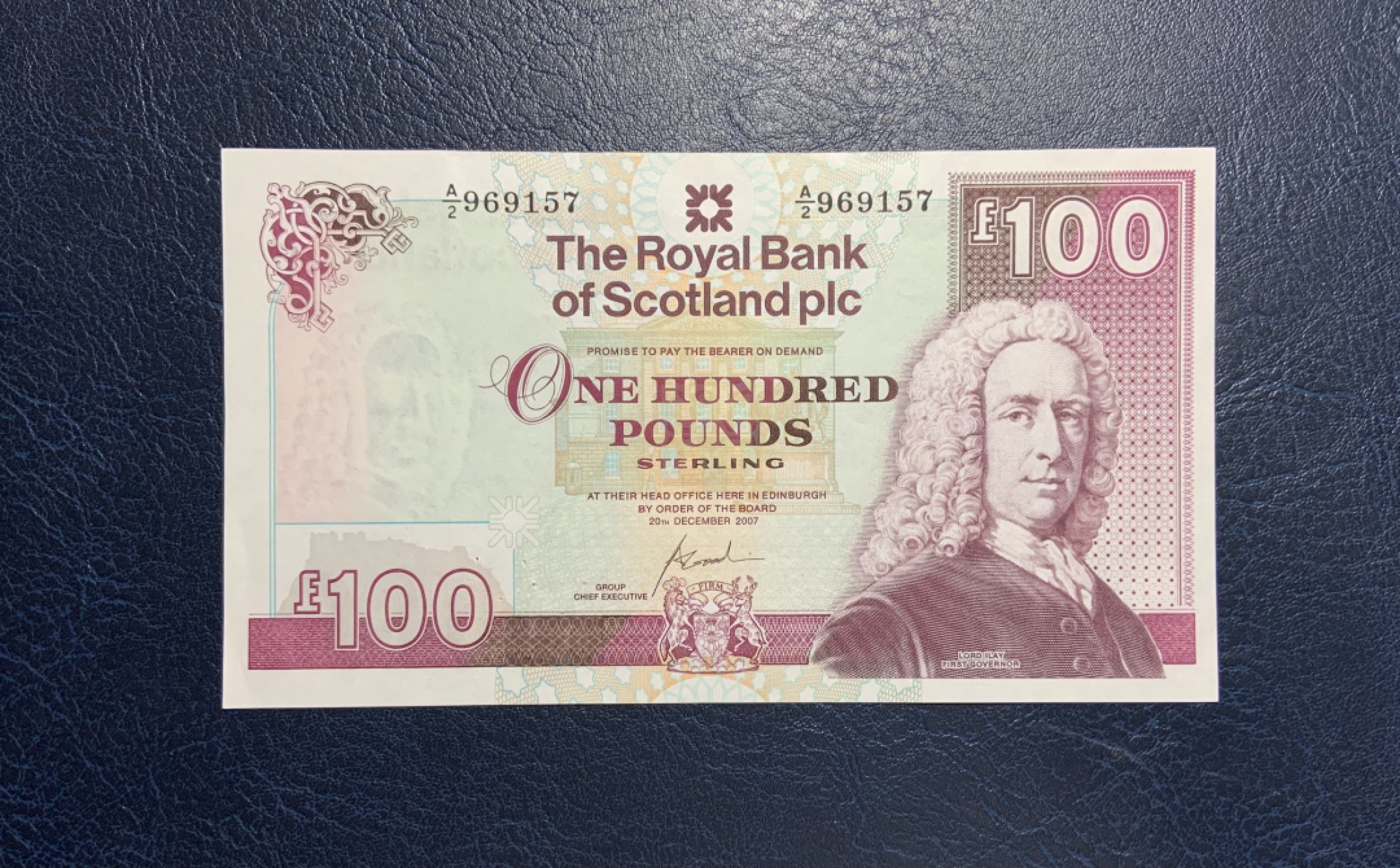 收藏联盟Quantum Auction 第211期拍卖  苏格兰皇家银行2007年100镑 品相UNC- 有针孔