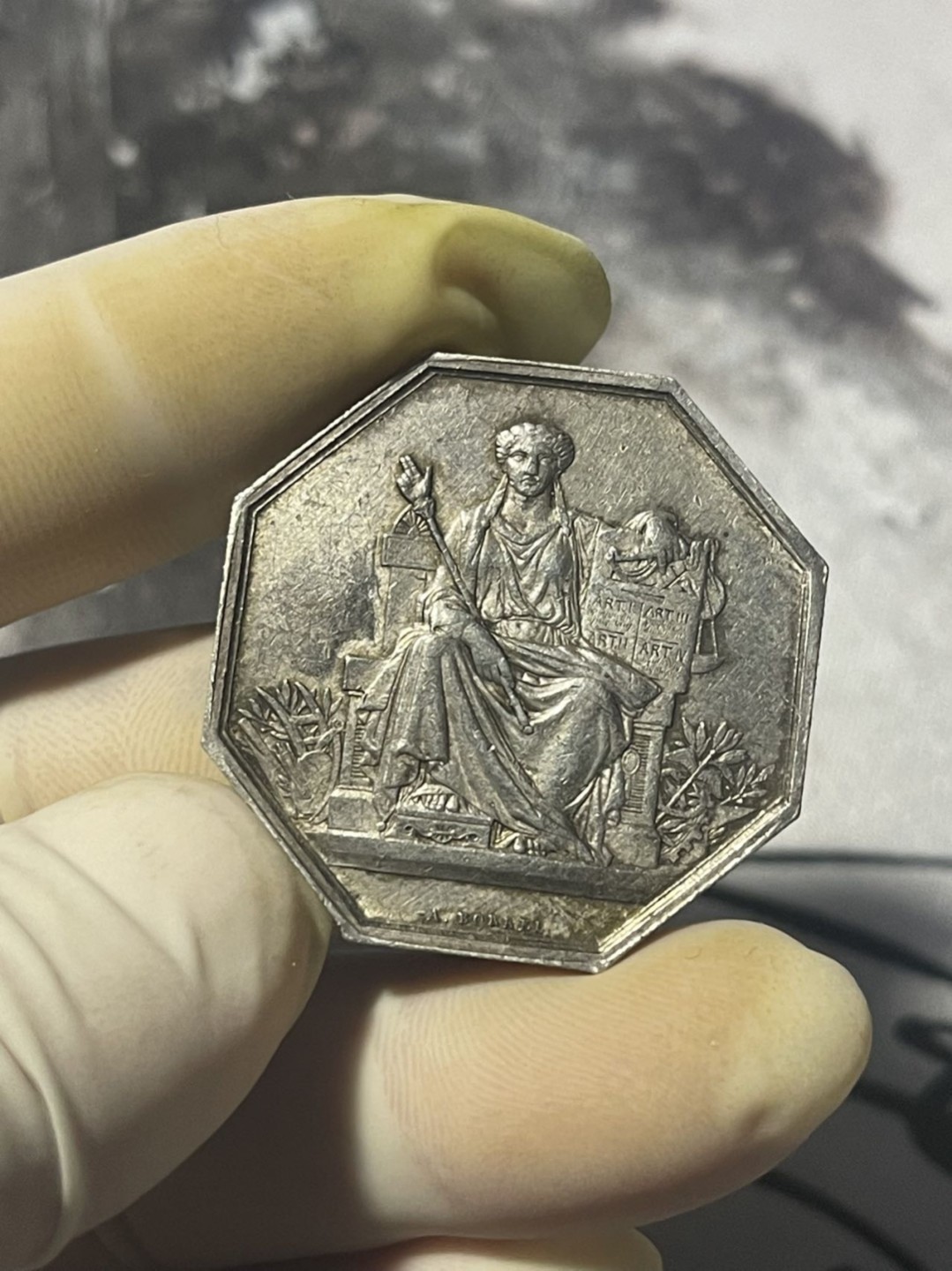 第六场，欧洲艺术章牌代币拍卖（实时专场） 法国公证处女神八角银章