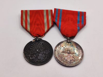 全场0元起拍 第16期 咸鱼国勋章拍卖专场 11月23日（周三）下午6：00开始 - 日本战前 赤十字社员章两个 纯银制