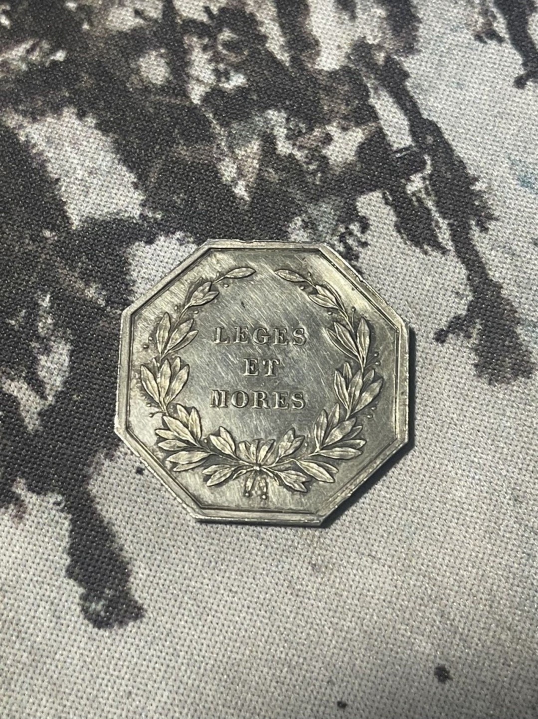 第六场，欧洲艺术章牌代币拍卖（实时专场） 法国奥弗涅公证处八角银章