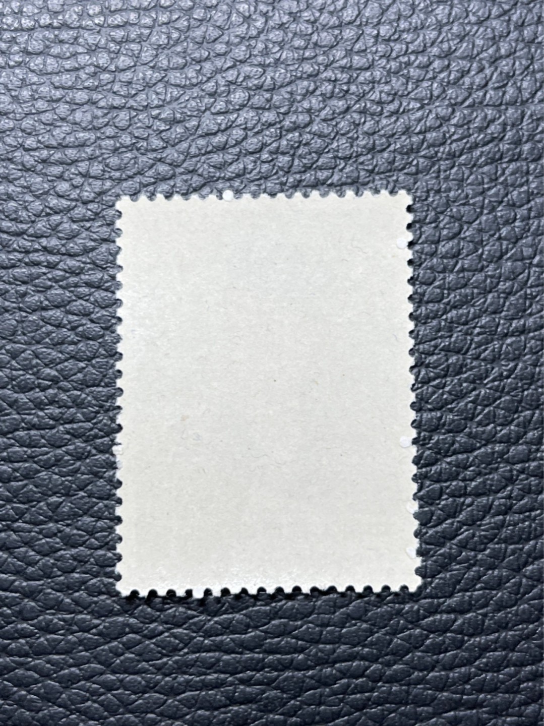 洪涛臻品批发群  精选邮票限时拍卖第九十期 【评级推荐】纪92古科 ★新★8-1一枚，版撕全品嘎嘎绝，齿孔饱满圆润，！！！！白胶润泽稀缺白胶！！！！随随便便评个90分也能卖大几百块。95分1500起步。全品可评级，包OG，首图近期成交价做参考