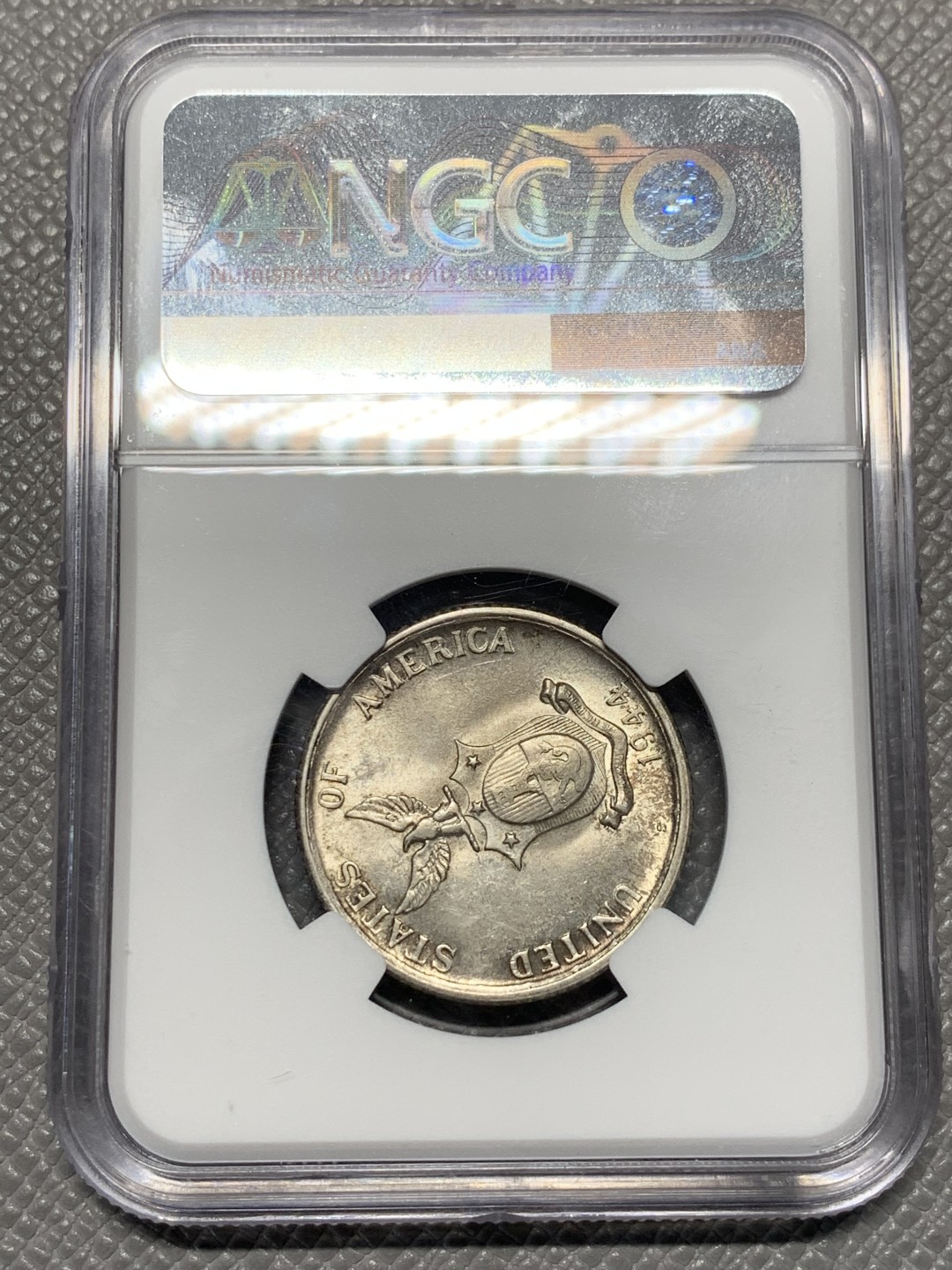 《竞宝斋》第118场-周日，周一 ，2场连拍（全场包邮） NGC-MS63 菲律宾 1944年 打铁女人 50分 银币