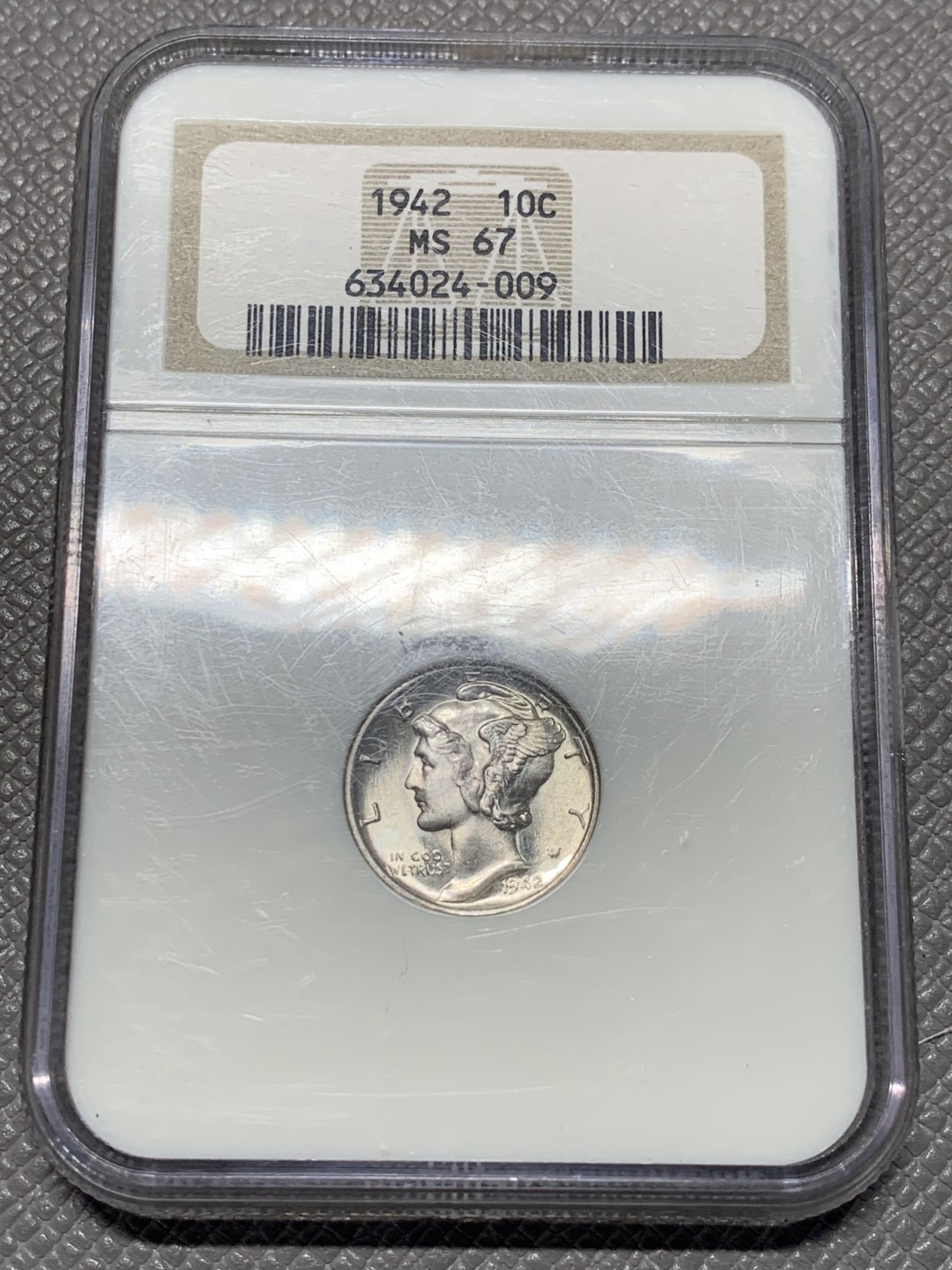 《竞宝斋》第118场-周日，周一 ，2场连拍（全场包邮） NGC MS67 美国 1942年 小飞侠 10美分 银币 老盒 顶级分数