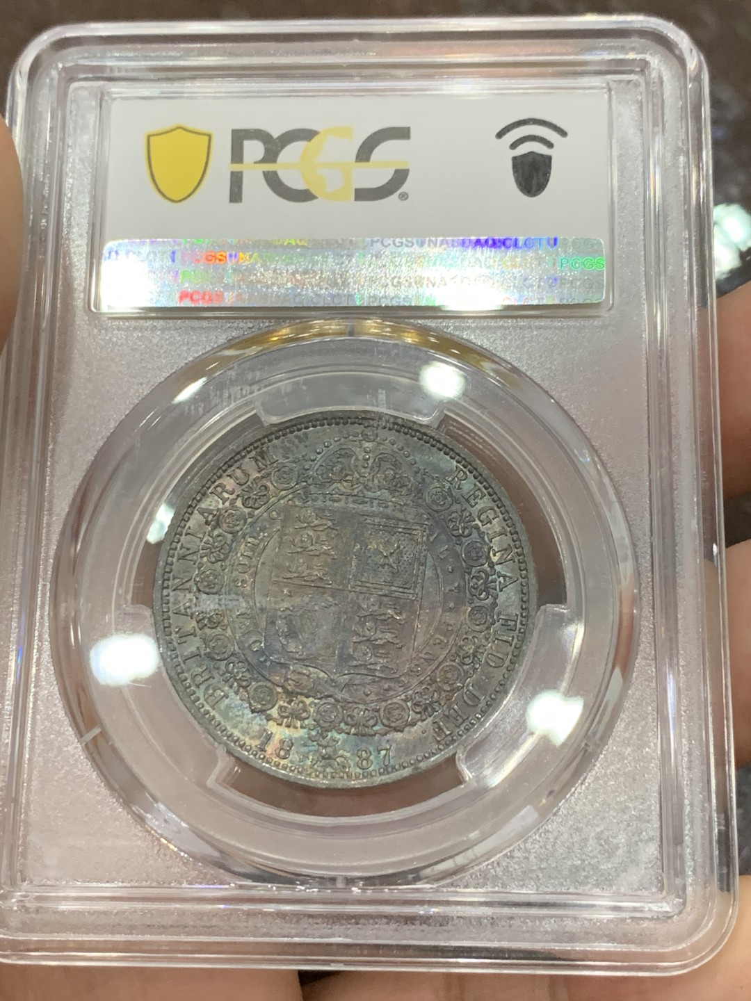 《竞宝斋》第118场-周日，周一 ，2场连拍（全场包邮） PCGS MS64 英国 1887年 维多利亚 高冠半克朗银币绚丽五彩 难得一见