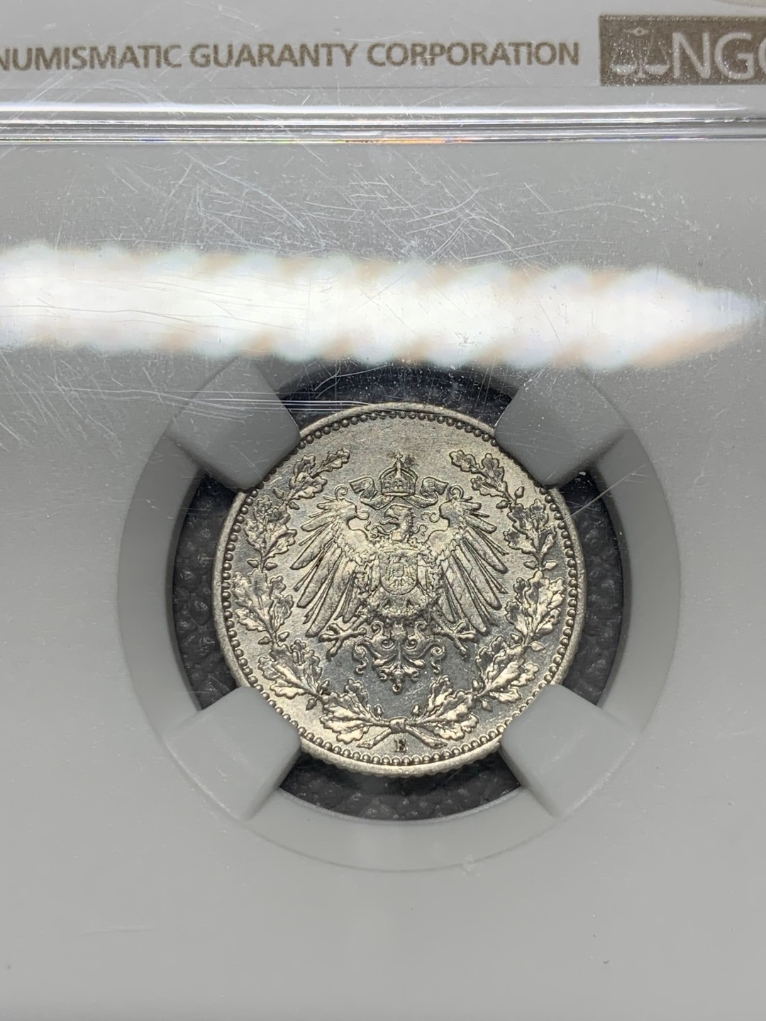 《竞宝斋》第118场-周日，周一 ，2场连拍（全场包邮） NGC MS61 1915E 德国 1/2M 半马克 这个正面还是挺好看的