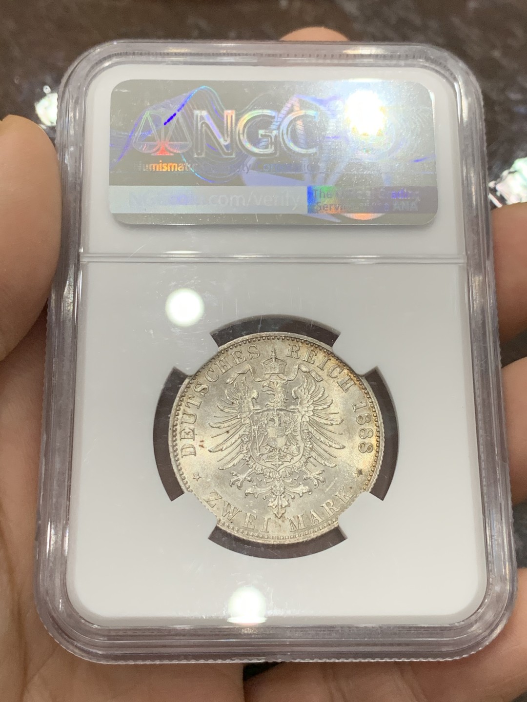 《竞宝斋》第118场-周日，周一 ，2场连拍（全场包邮） NGC MS63 德国 1888年 普鲁士 三皇之年 2马克 银币状态极好 淡彩包浆