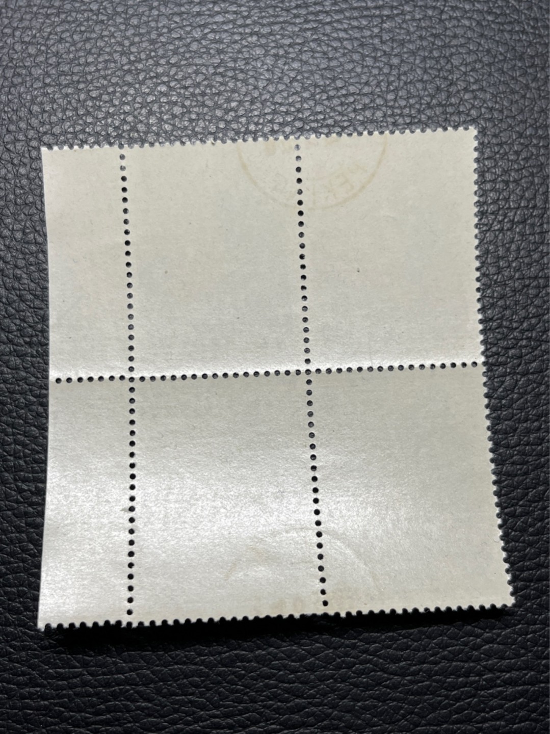 洪涛臻品批发群  精选邮票限时拍卖第九十二期 纪92古科  8-4盖销  4方连，几乎全品。解放初的经典票，整版撕开，面艳胶白，票挺洁净，齿孔完美，收藏评级两相宜。老纪特的版票资源十分稀缺难寻，机会来临时必须抓住。