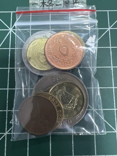 泡泡堂第165期  世界硬币纸币专场（无押金，无佣金，捡漏，全场20包邮，偏远地区除外） - 硬币一袋