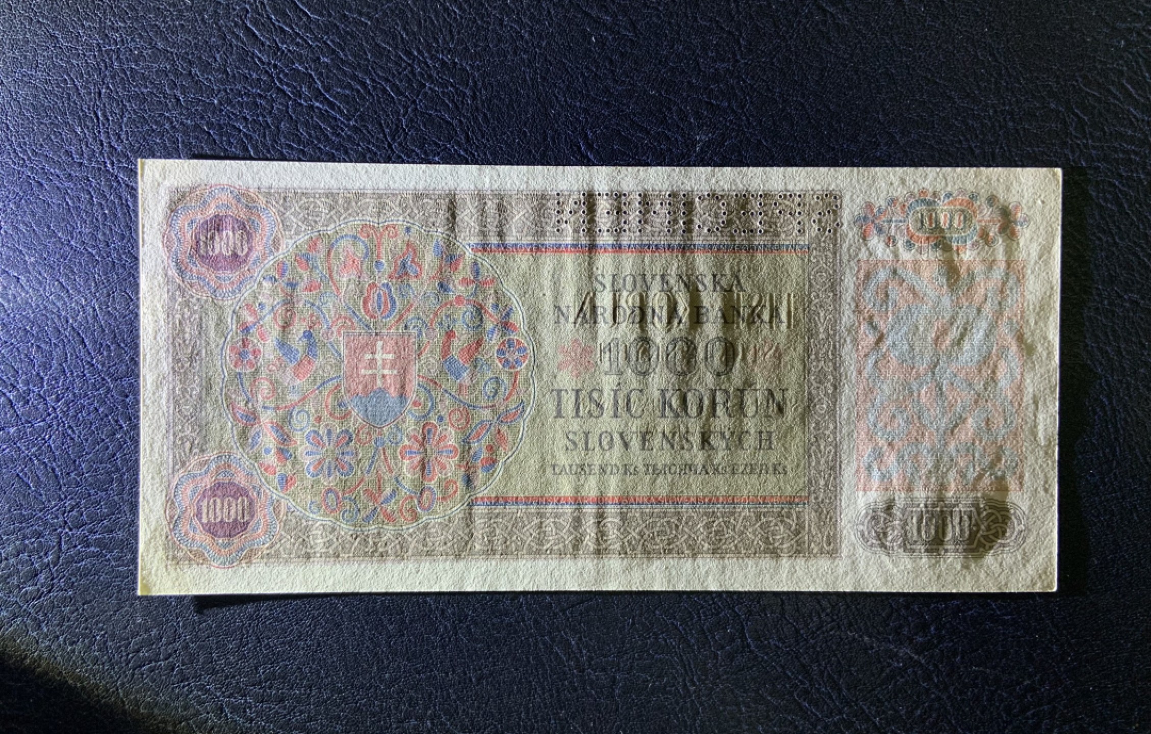 收藏联盟Quantum Auction 第211期拍卖  斯洛伐克1940年1000克朗样票 品相UNC- 著名典故 折木教子