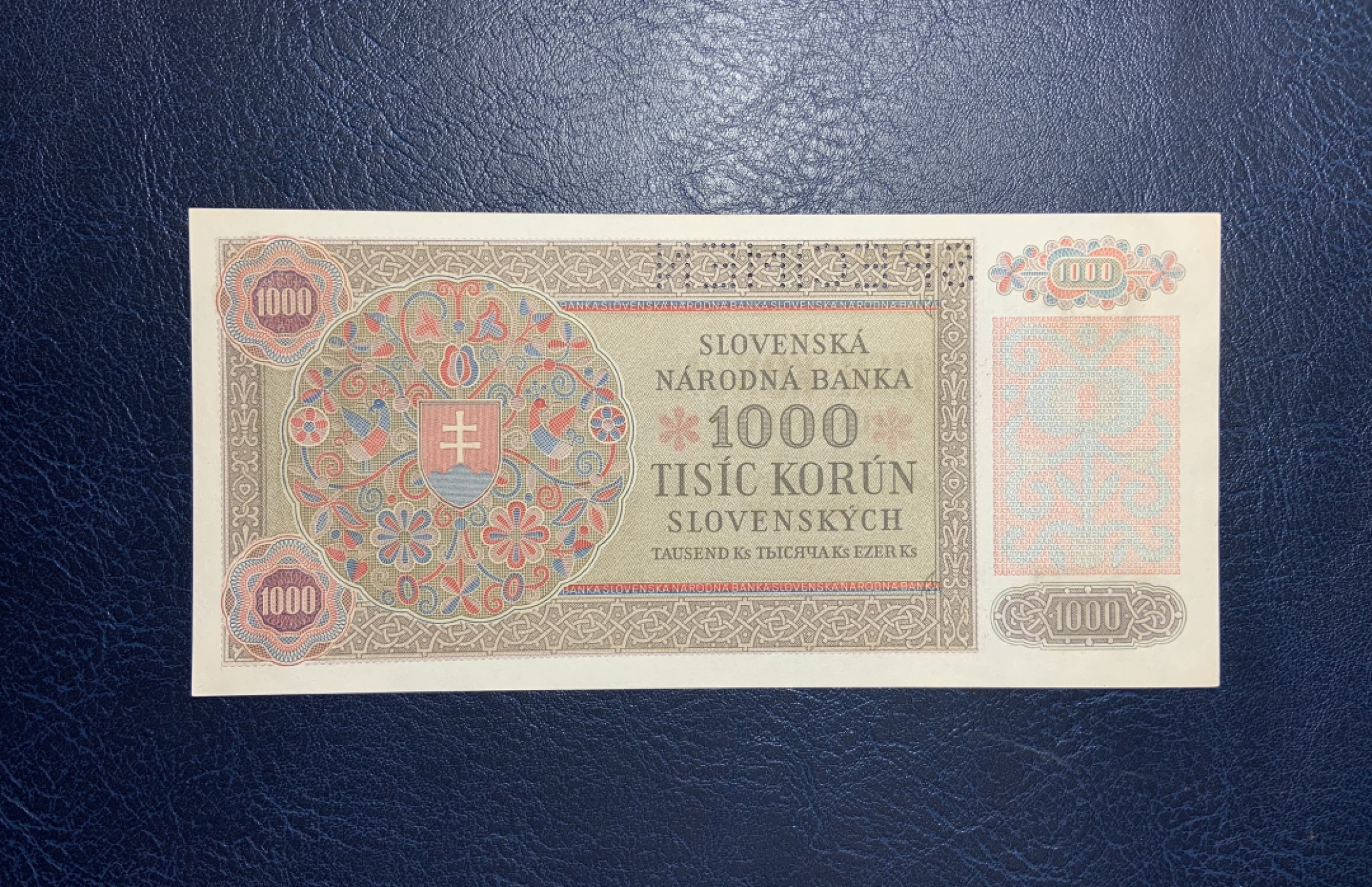 收藏联盟Quantum Auction 第211期拍卖  斯洛伐克1940年1000克朗样票 品相UNC- 著名典故 折木教子