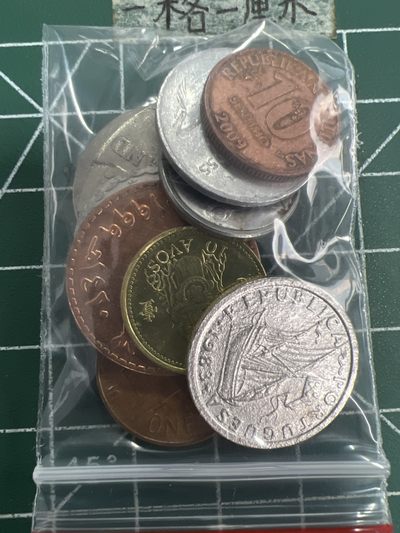泡泡堂第165期  世界硬币纸币专场（无押金，无佣金，捡漏，全场20包邮，偏远地区除外） - 硬币一袋