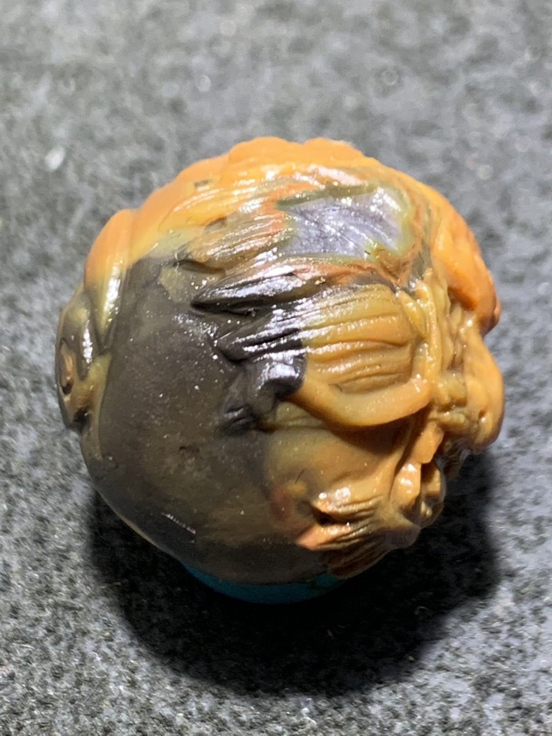 精美战国红玛瑙亚光雕刻阴阳鱼太极龙珠一颗！