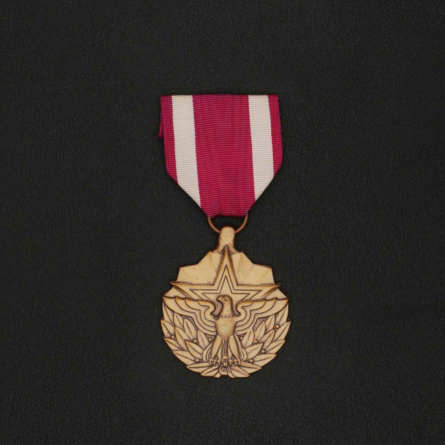 勋章奖章交易所11月26日拍卖 美国军功奖章