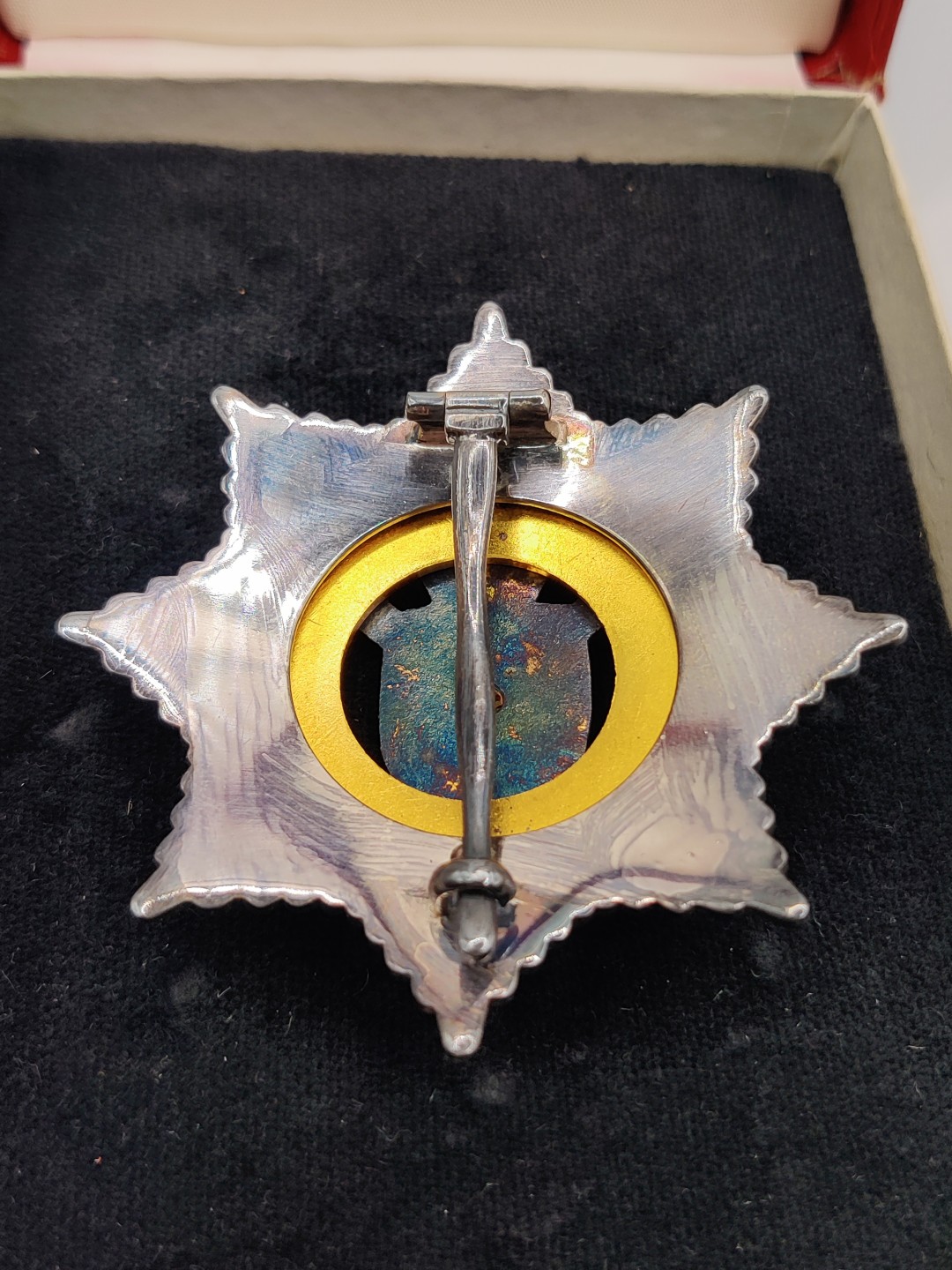 全场0元起拍 第17期 咸鱼国勋章拍卖专场 11月27日（周日）下午6：00开始 南斯拉夫二级军事功勋勋章 银制带盒